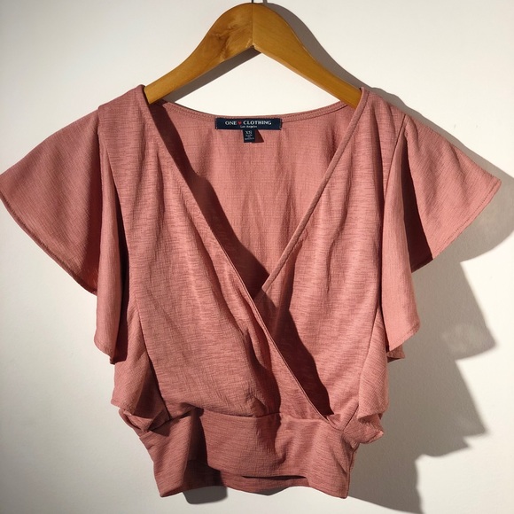 🌻 Blush cropped ruffle short sleeve top🌻 - Picture 2 of 4